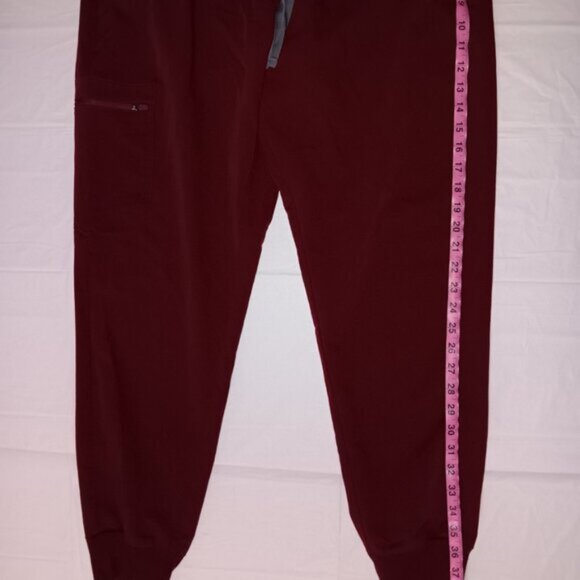 FIGS TECHNICAL COLLECTION WOMEN'S SCRUB SET - Picture 5 of 14